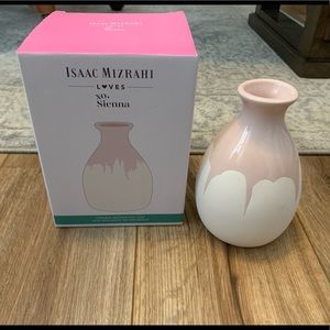 NEW Isaac Mizrahi Decorative Vase.